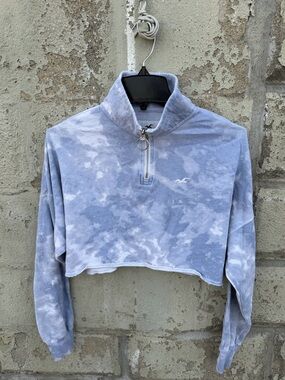Hollister cropped sweater